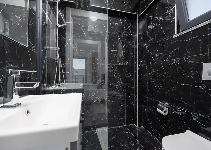 Grand Yasar 3 *