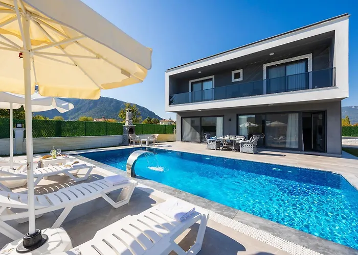 Grand Yasar 3 Вилла Okcular